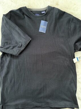Arrow -  NWT Black Gray Striped Short-Sleeve Crew Neck Shirt Mens Size XL